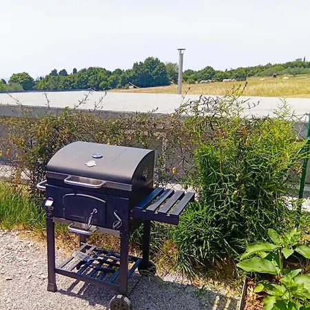 Mobile House & Whirlpool Lägenhet